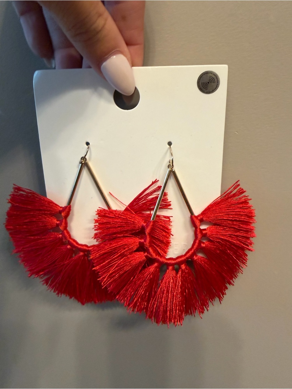 Accent item - earrings tag